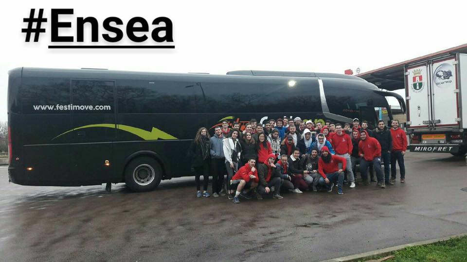 Prestation de Cergy à Lyon pour des rencontres sportives inter-université