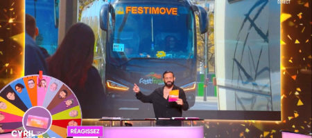Passage TV des Autocars Festimove sur W9 dans Tout beau Tout Neuf lors de l'anniversaire de Cyril Hanouna.